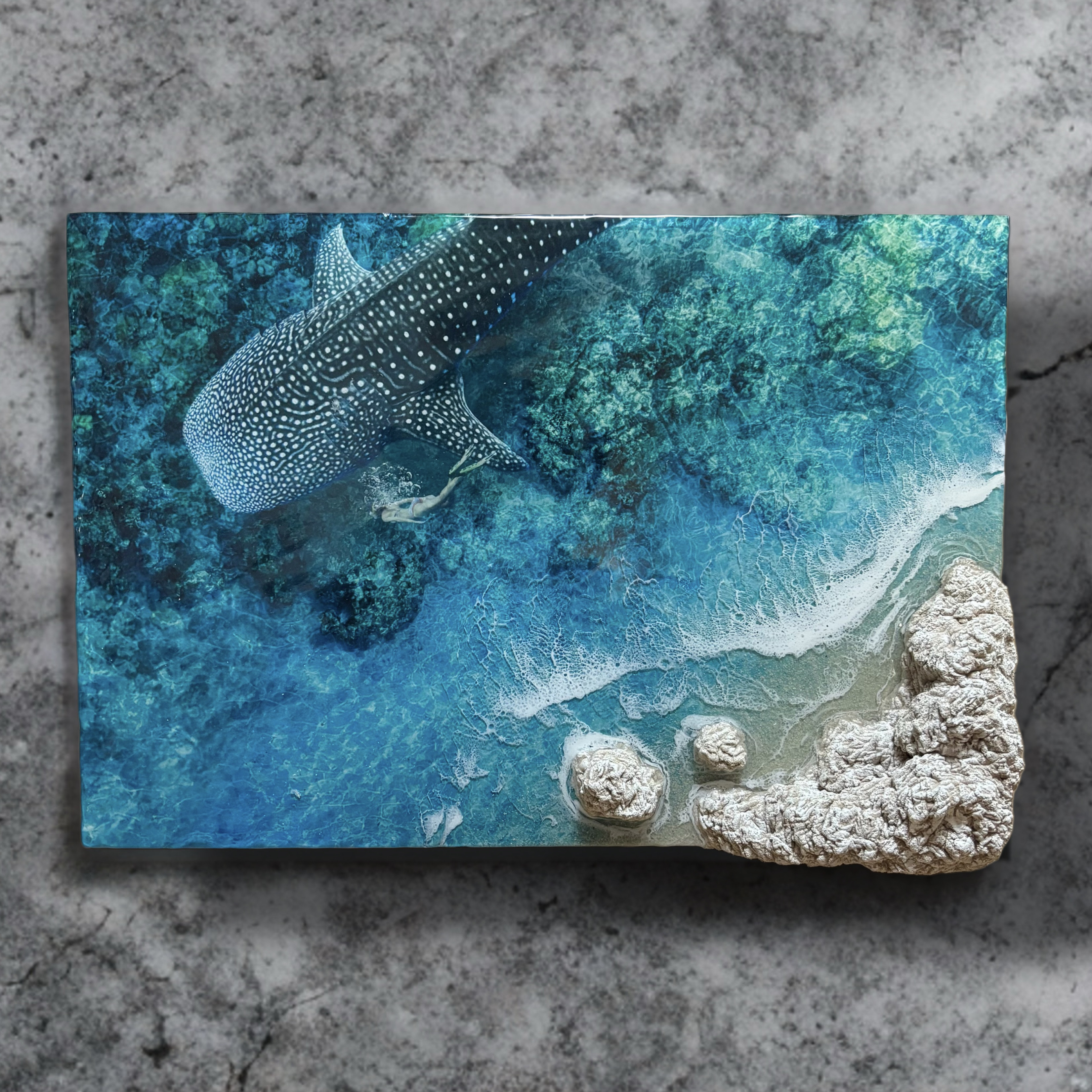 okinawaの海を感じる』マンタ泳ぐ海／オーシャンレジンアート okinawa