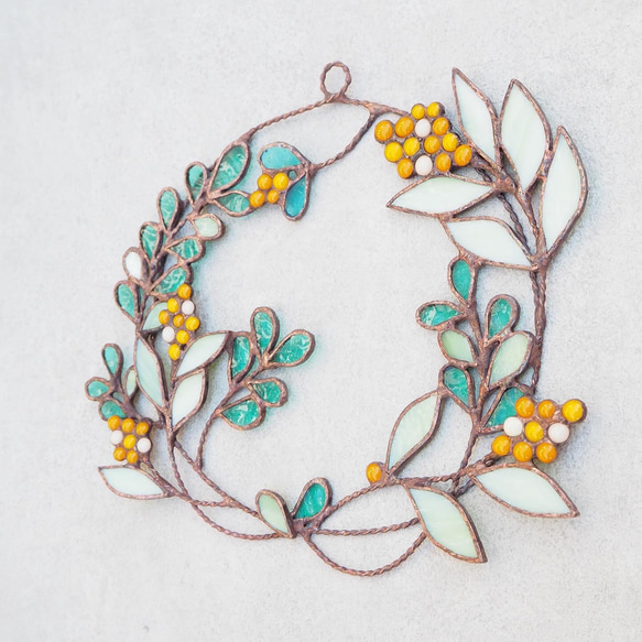 春の陽だまりステンドグラスリース（ミモザ） 1枚目の画像