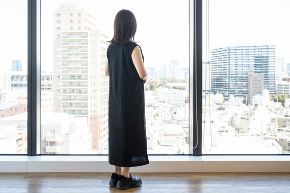 毎日着たくなる♪　高島ちぢみ「こころよしノースリーブワンピ」 ブラック／サーモンピンク 6枚目の画像