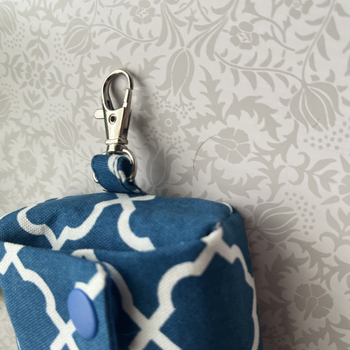 立体ポケットティッシュケース 青モロッカン柄 カン付き ポータブル