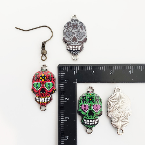 メキシコ　ドクロ　スカル 6個セット 6個 メキシコ 骸骨 スカル カラベラ コネクター 死者の日 カラフル