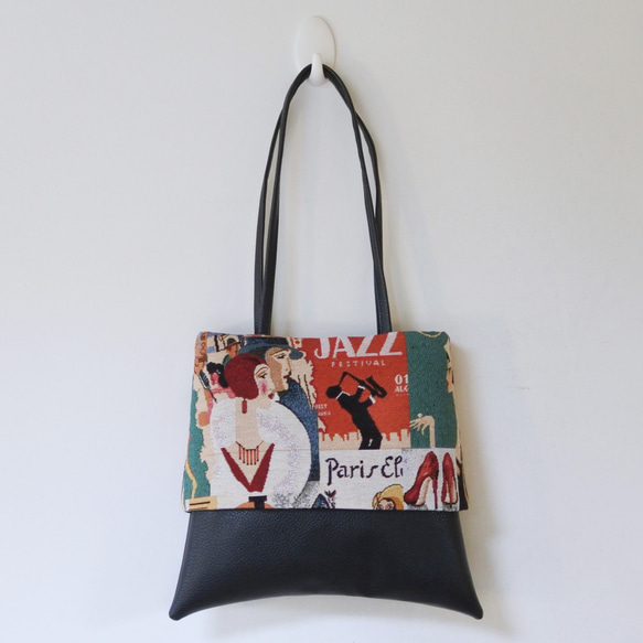 ★ジャガード織の黒いトートバッグ(黒＆パリ) 2枚目の画像