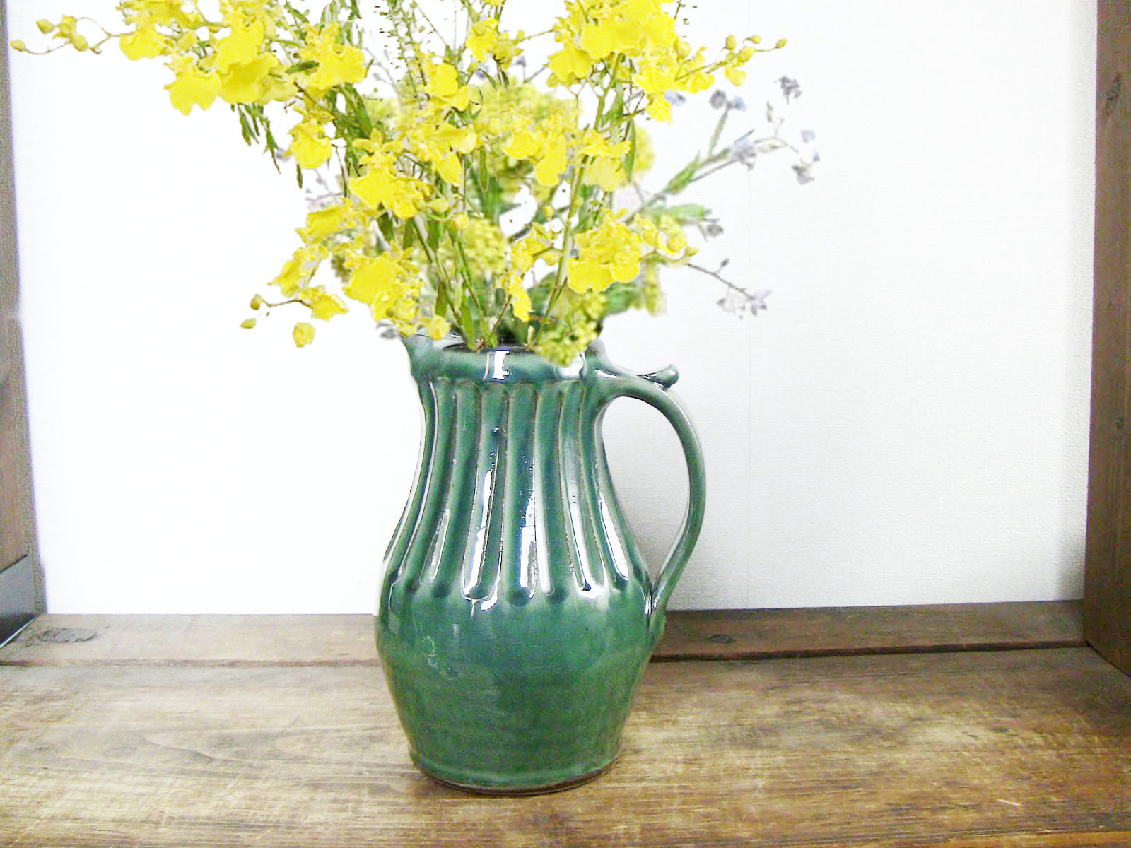 しのぎ手ピッチャー（織部）18cm／オーダー可