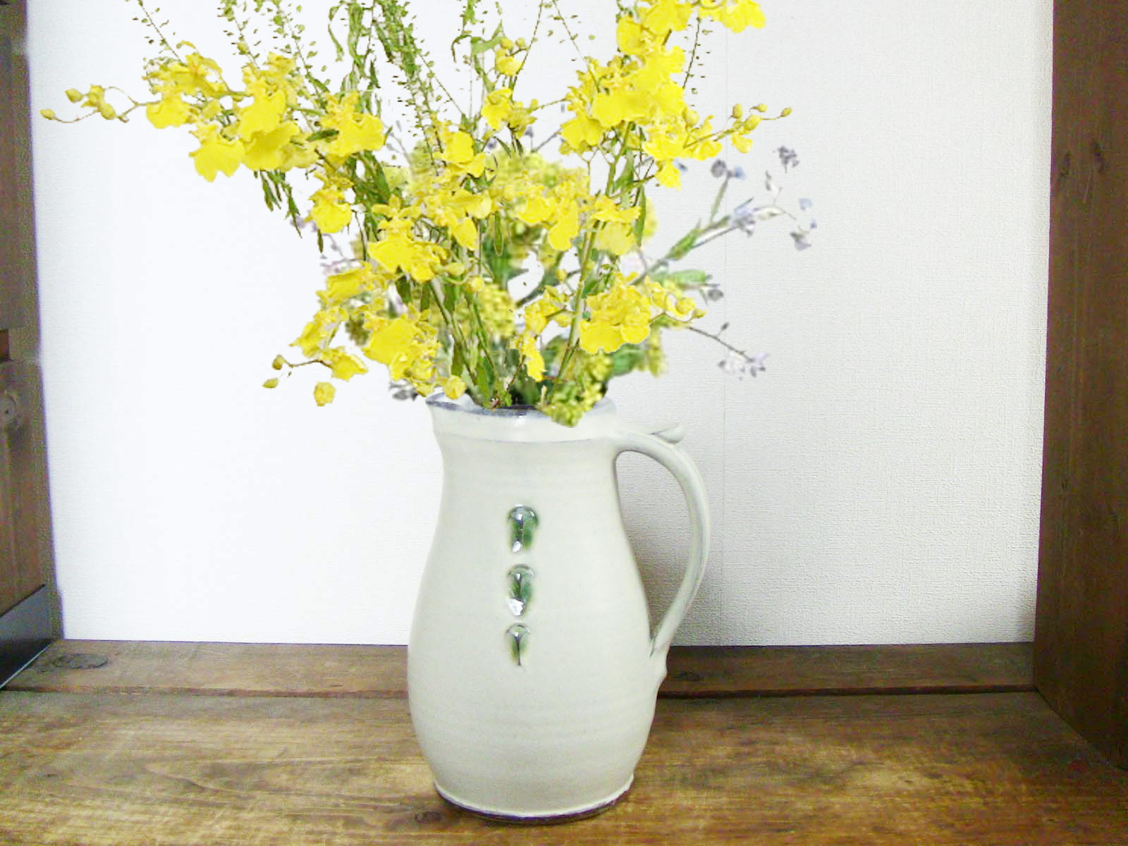 貼付文ピッチャー（二彩）