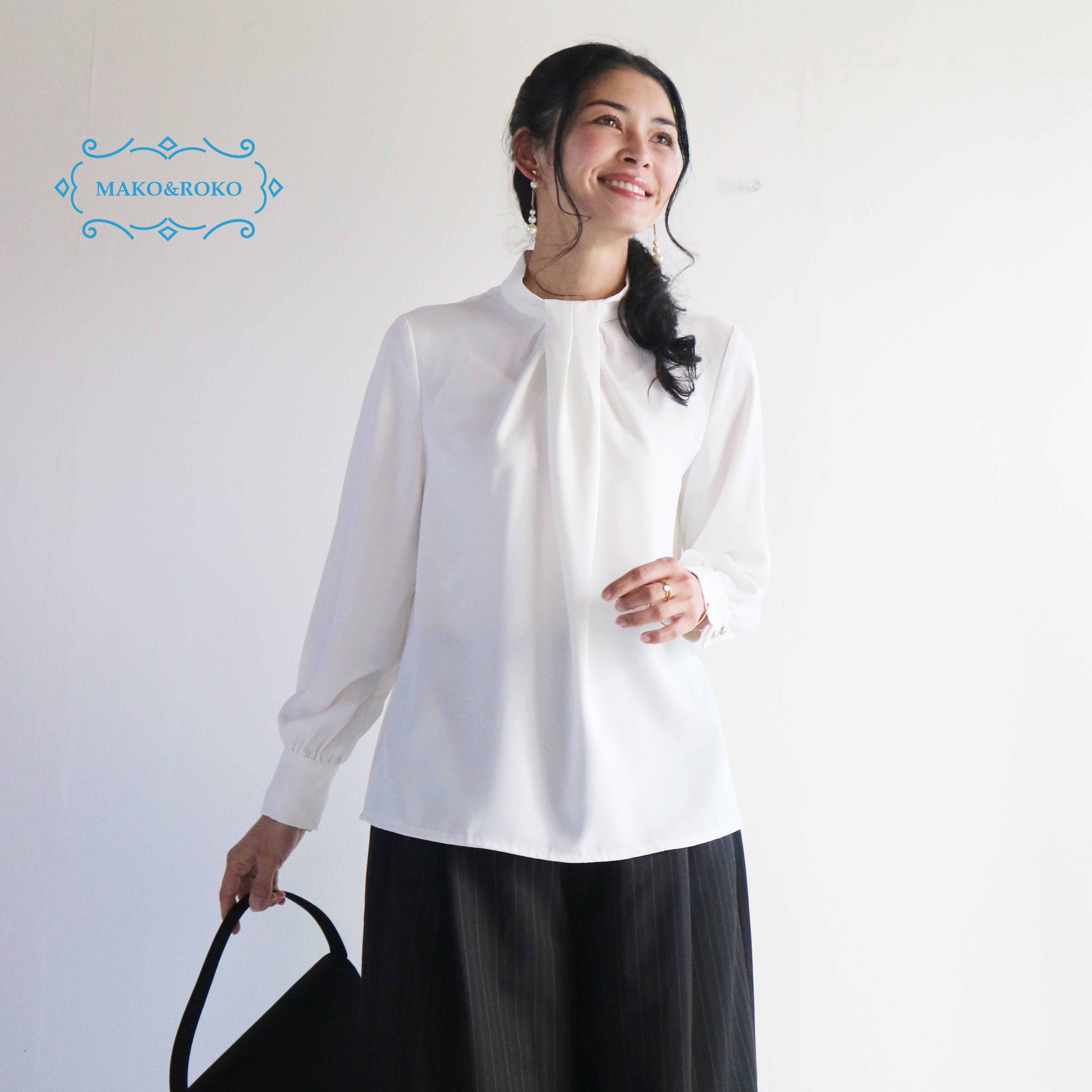 New一枚で華やぐ【ホワイト】ボウタイ風綺麗見えパフ袖ブラウス♡