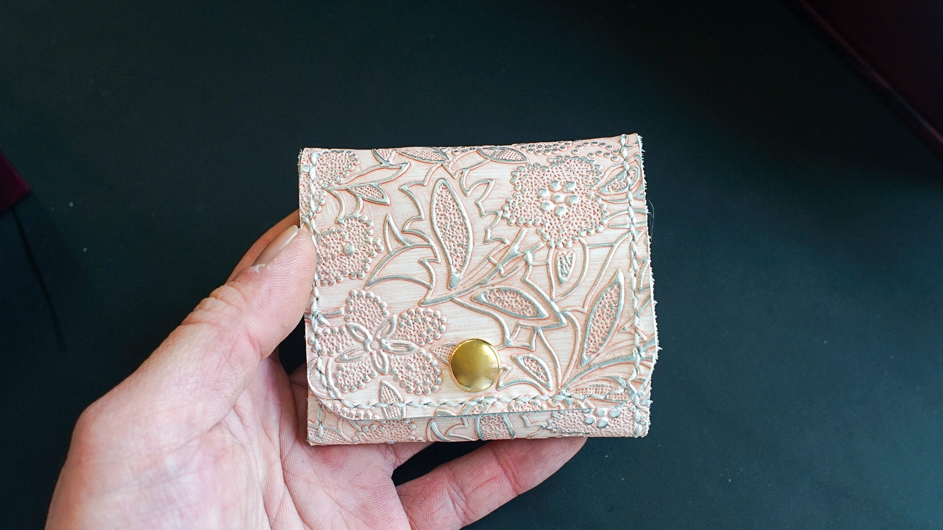 本革 ピンク花柄　ボックスコインケース 小銭入れ　本革 ハンドメイド 4,680円