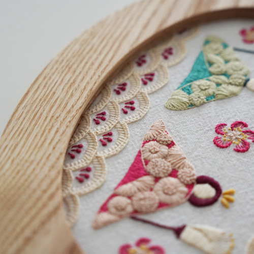 ●新品おひなさま●　桜づくし刺繍飾り　フルセット 05e4d7652a012069822b7d04215e49