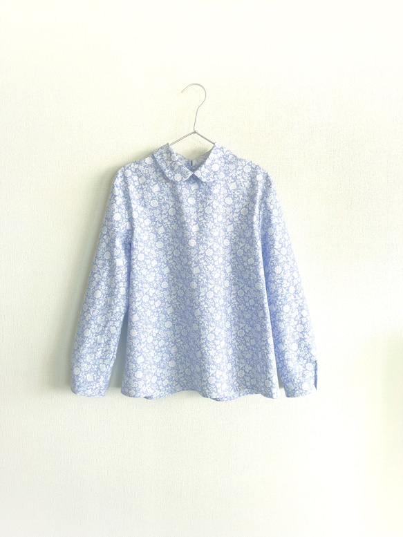 リバティ(liberty)の丸襟ブラウス(ミズイロ) 2枚目の画像