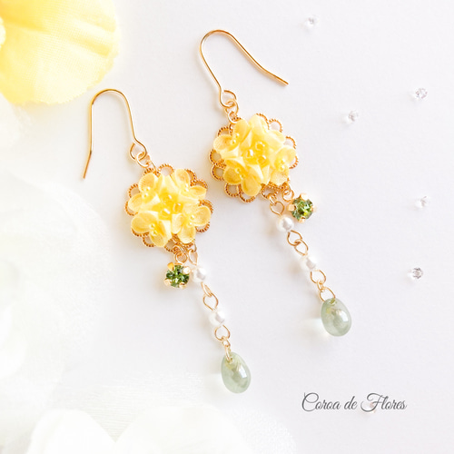 大振りパールとビタミンイエローflowerの2wayイヤリング 大振りパールとビタミンイエローflowerの2wayイヤリング アクセサリー