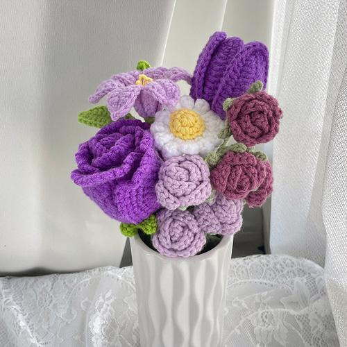 枯れない編み物の花束》紫ブーケ 編み花束 毛糸 かぎ編み 枯れない花