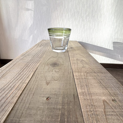 ヴィンテージ感がかわいいカフェテーブル　古材廃材 4枚目の画像