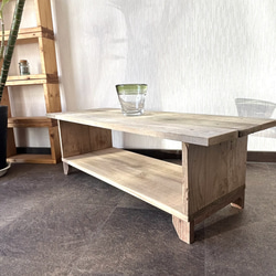 ヴィンテージ感がかわいいカフェテーブル　古材廃材 1枚目の画像