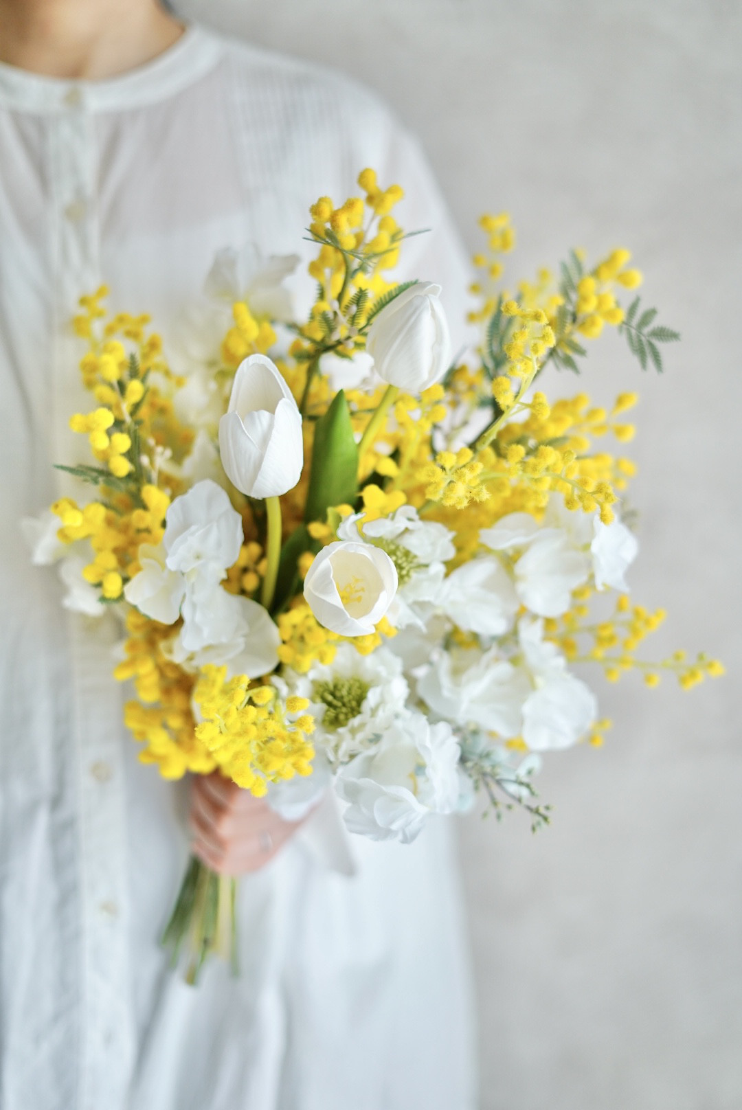 【造花】ウエディングブーケ　ミモザとチューリップ オレンジチューリップ♡ミモザ♡春のウェディングブーケ