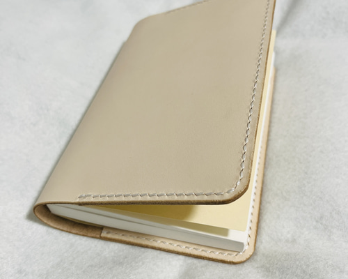 レザークラフト　ハンドメイドほぼ日手帳カバー ほぼ日手帳用 手帳カバー（レザー、ヌメ革、生成り） 手帳カバー