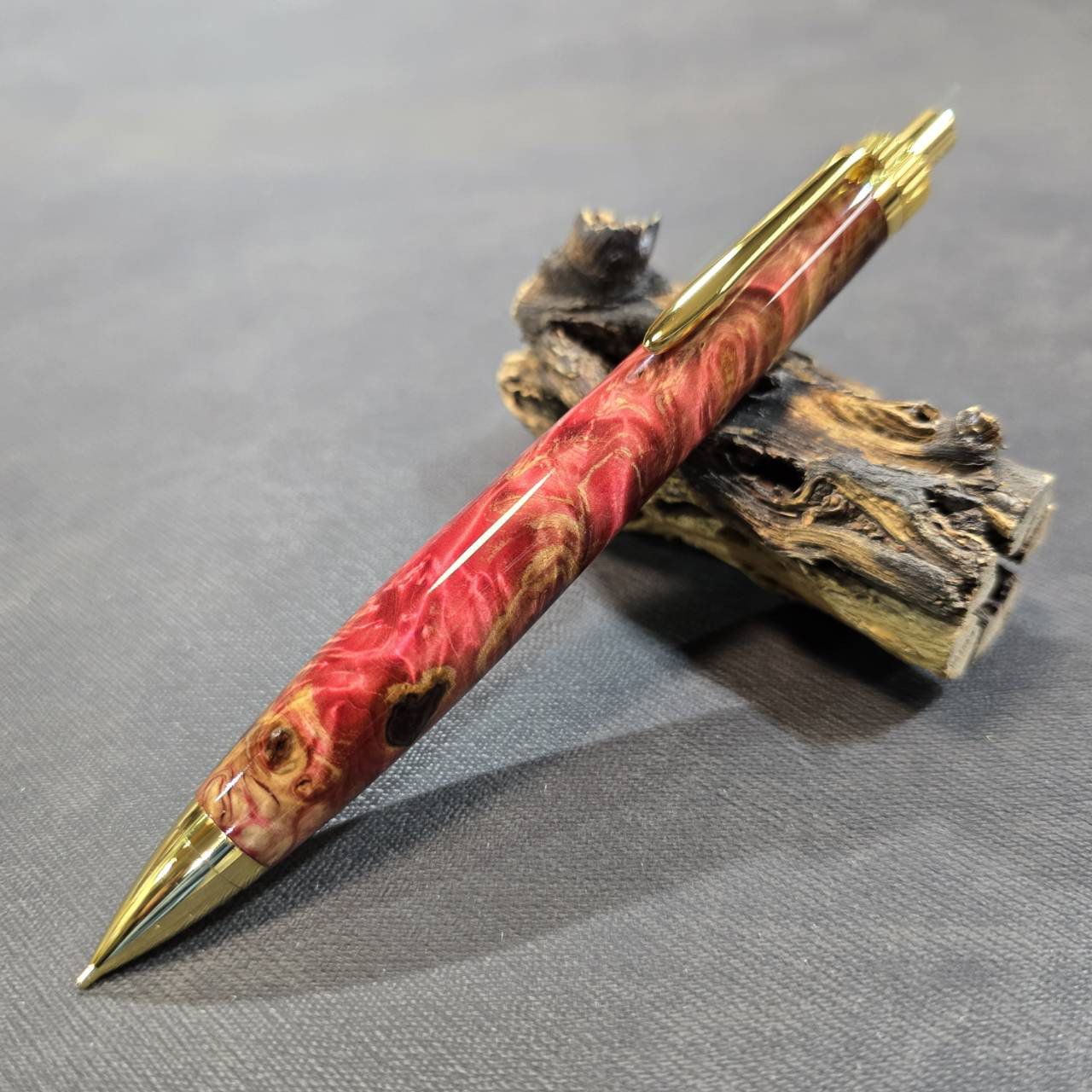 極上栃瘤杢 スタビライズウッドシャープペンシル【送料・ギフトボックス無料・当日発送】 14,060円