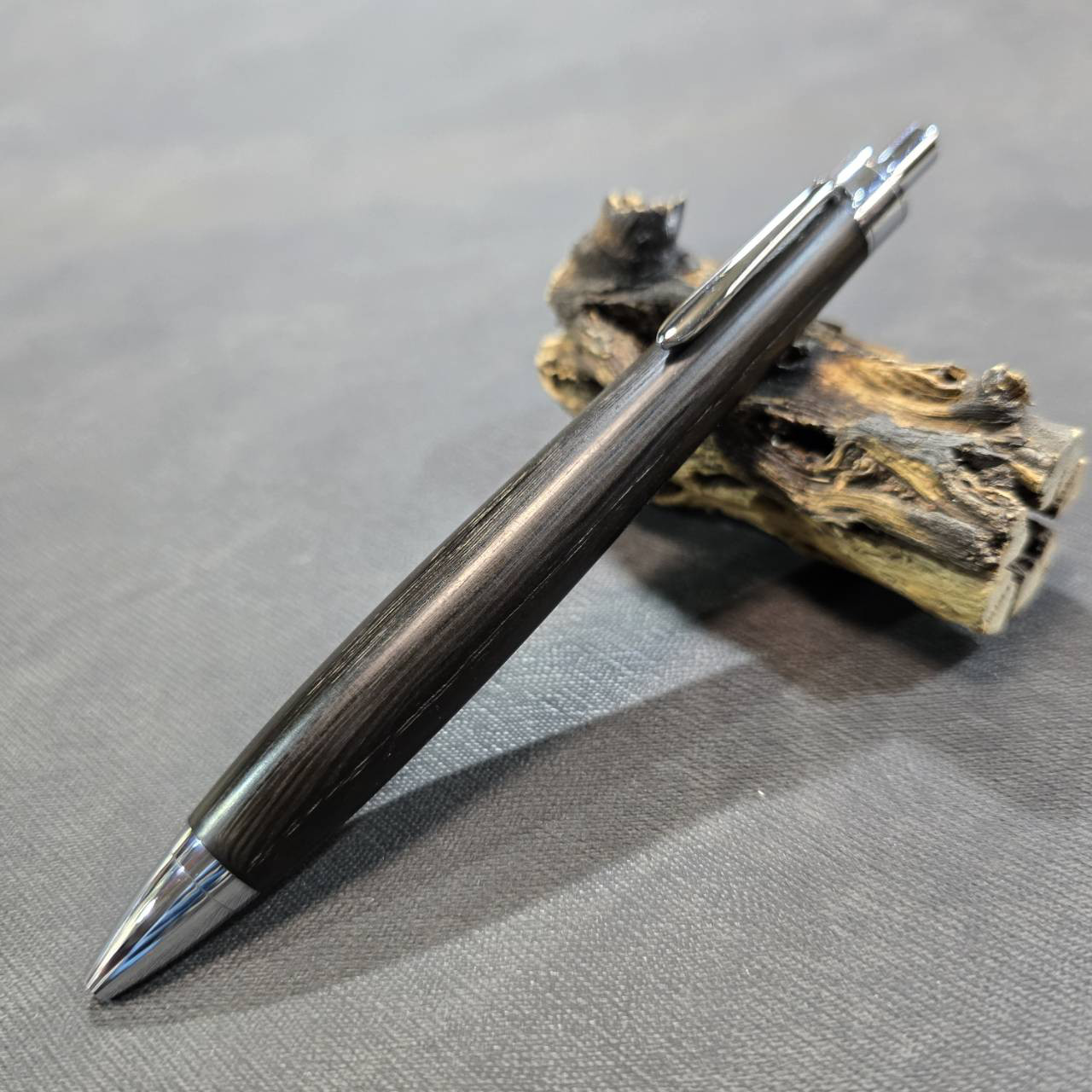 ボグオーク　ウッドボールペン【送料・ギフトボックス無料・当日発送】146