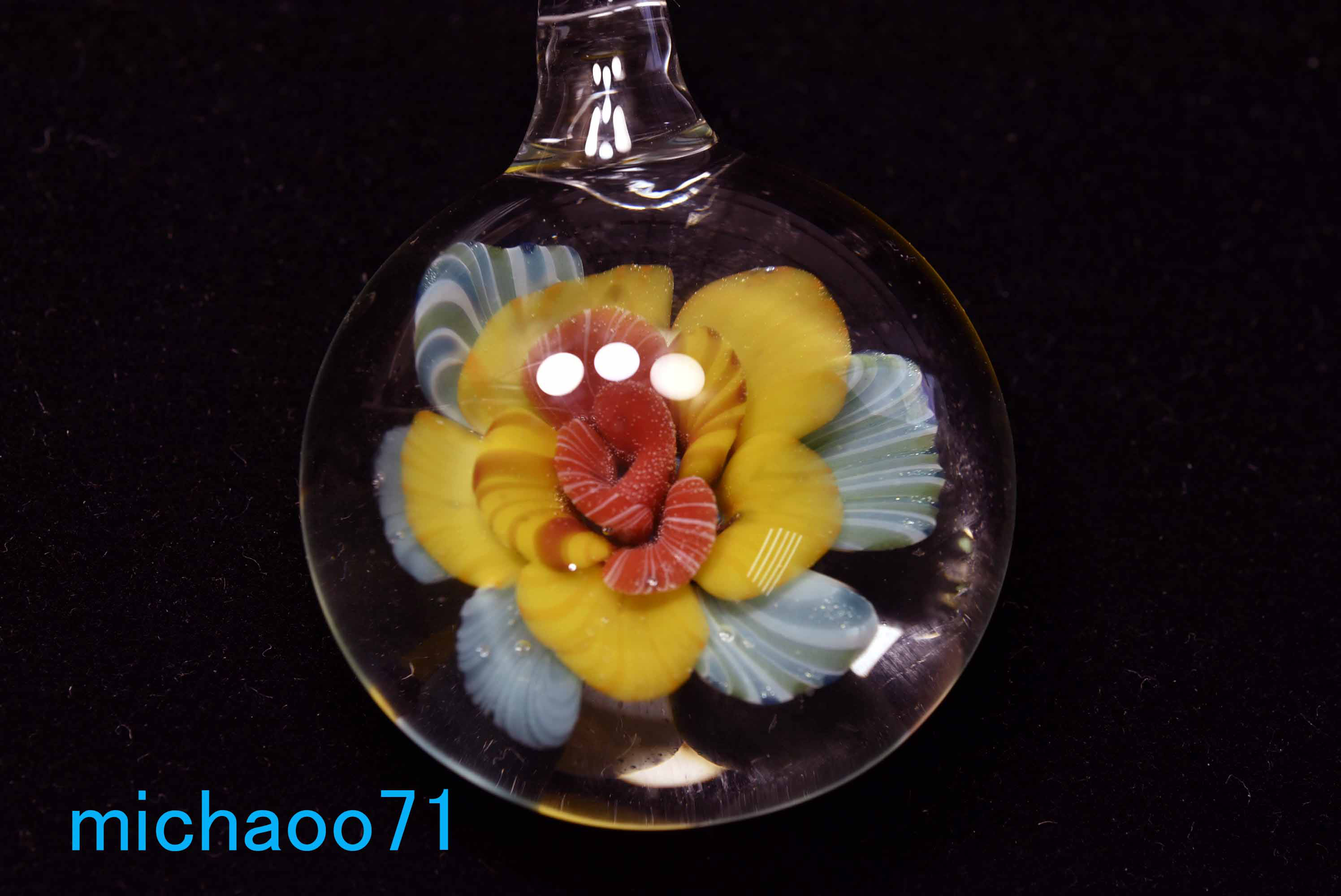 フラワー ガラスのペンダントトップ　(12093-p21 GLASS FLOWER  ＃ガラスアクセサリー