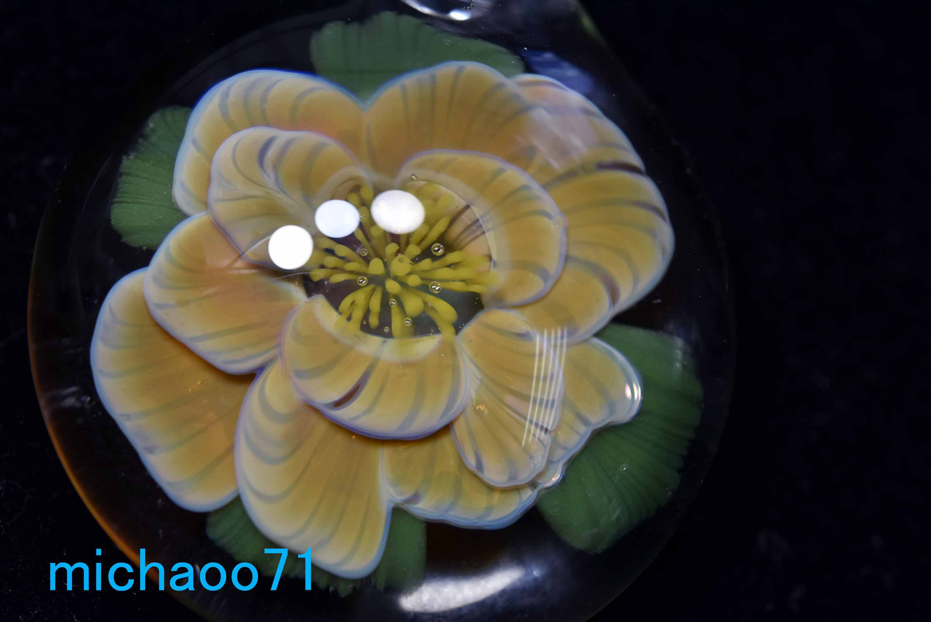 フラワー ガラスのペンダントトップ　(12101-p21 GLASS FLOWER  ＃ガラスアクセサリー