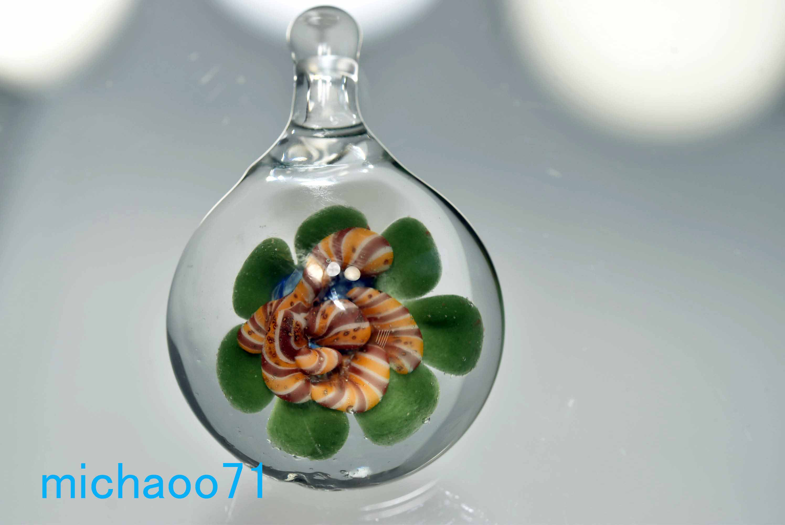 フラワー ガラスのペンダントトップ　(12107-P21) GLASS FLOWER  ＃ガラスアクセサリー