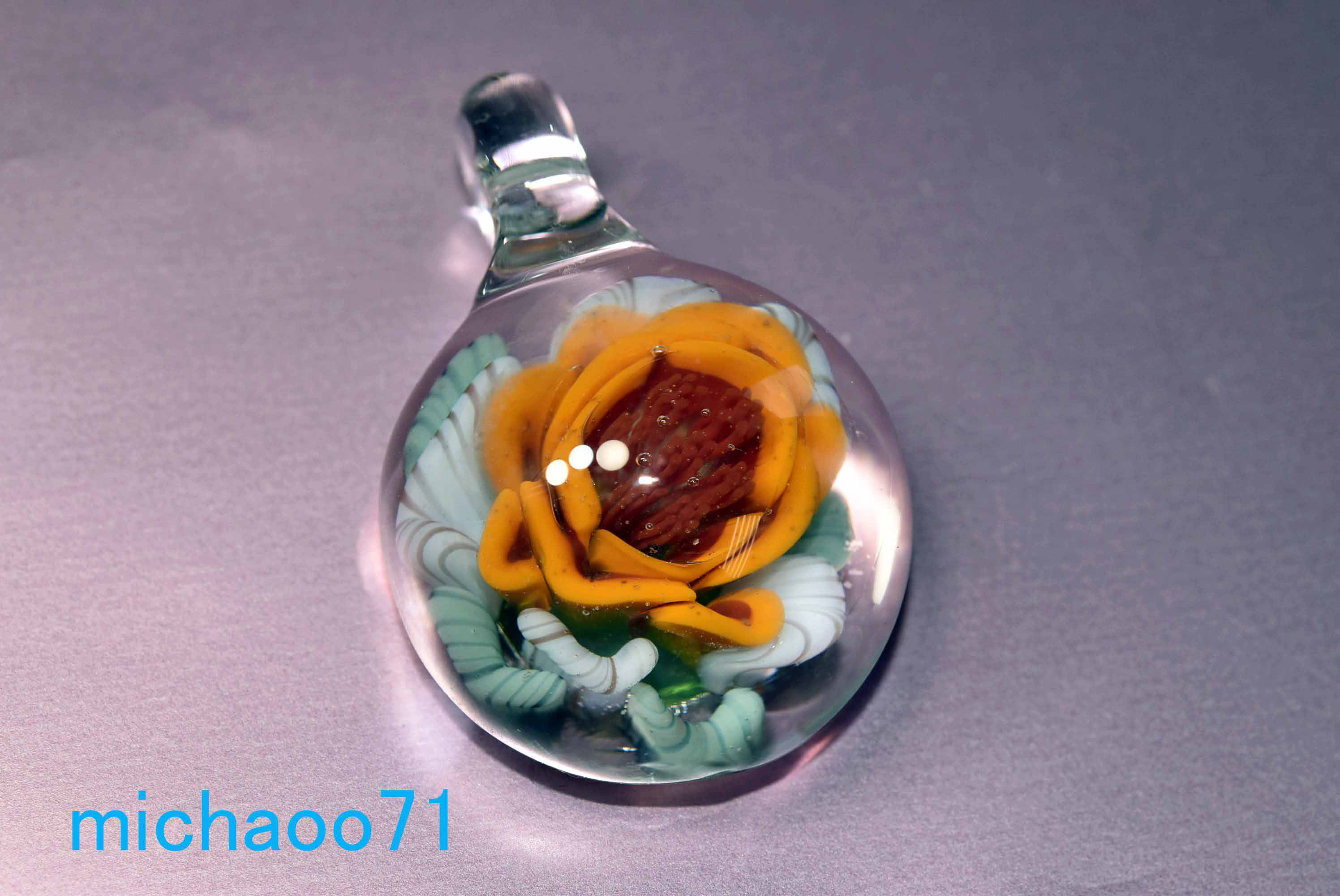 フラワー ガラスのペンダントトップ　(12115-P21) GLASS FLOWER  ＃ガラスアクセサリー