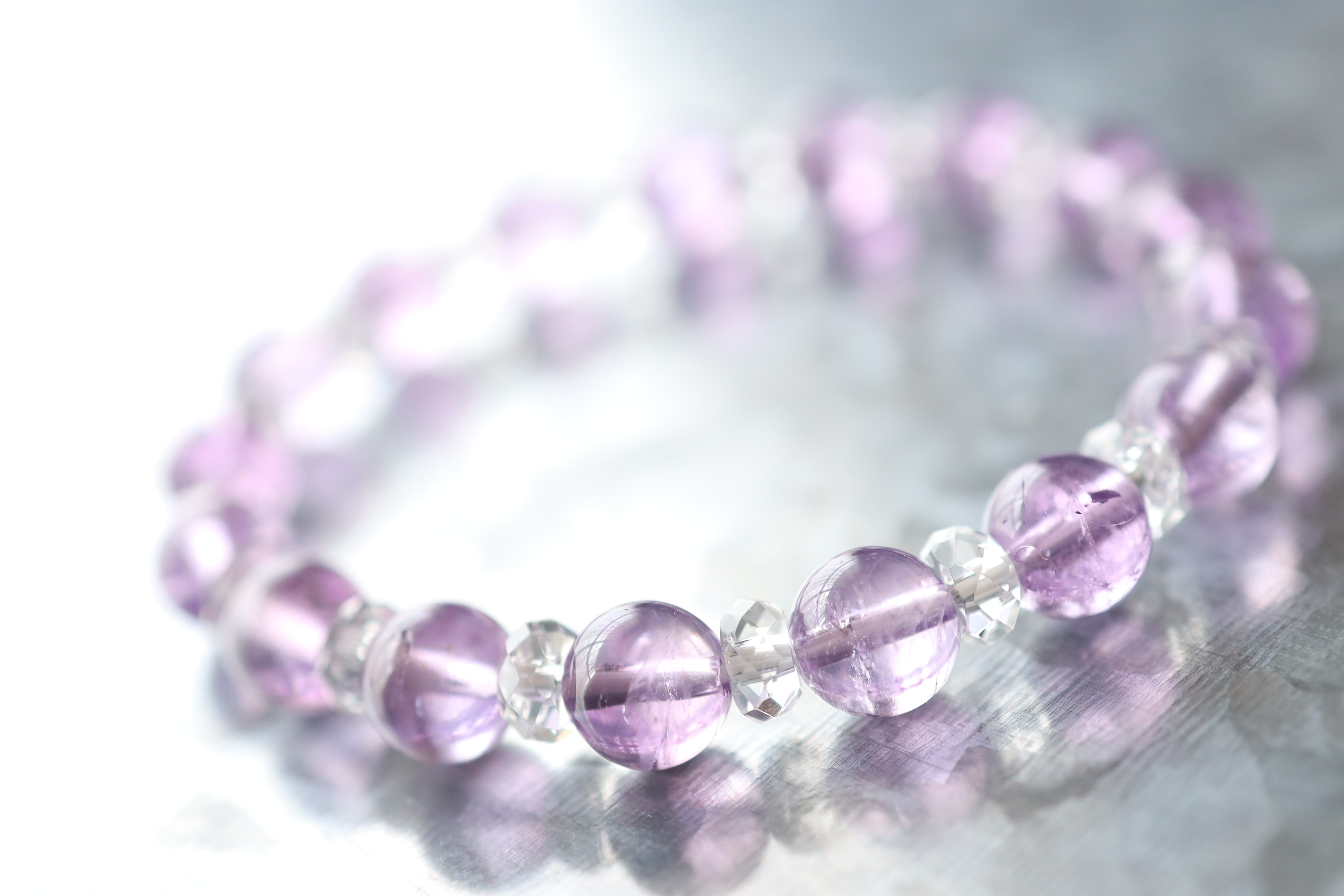 …☆プレミアムブレス☆宝石質☆ラベンダーアメジスト：7.5ミリ＆水晶☆天然石ブレスレット☆…
