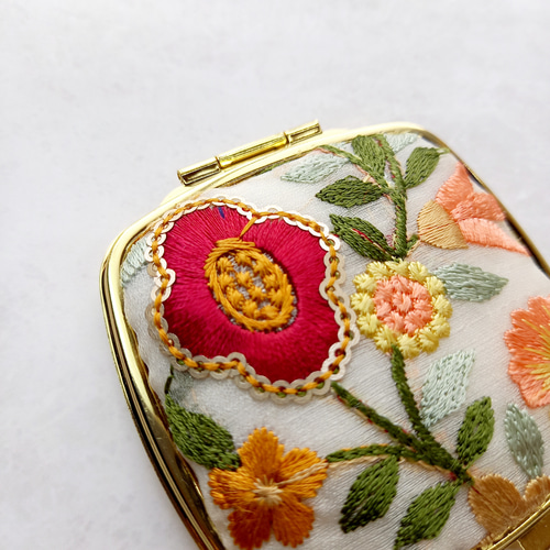 華やかインド刺繍リボンのコンパクトミラー＊花柄＊スクエア型 手鏡