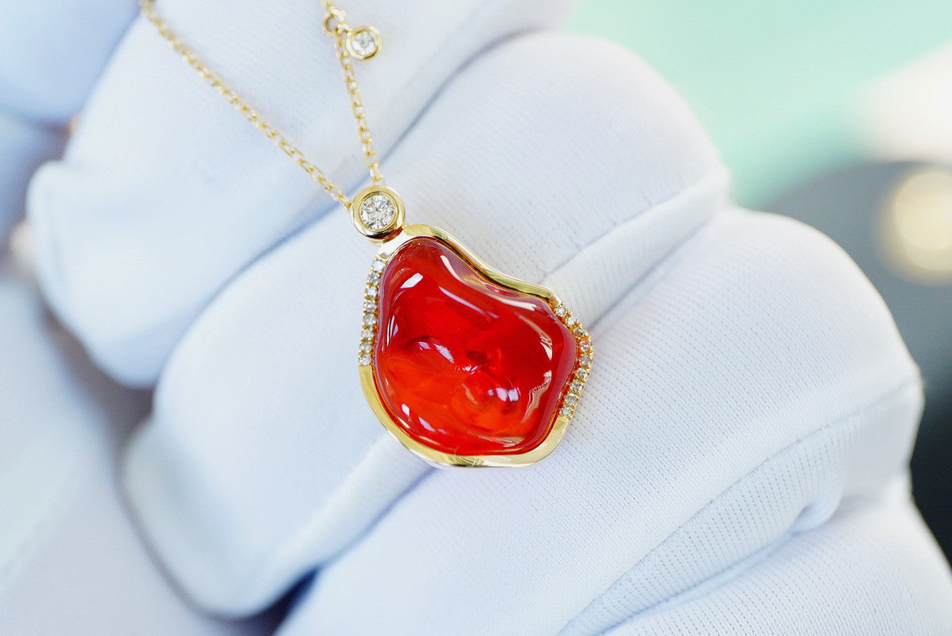 「豪華」天然ファイアオパール　5.3ct 天然ダイヤモンド　純真　神の石　10月誕生石　K18 ネックレス　25/2/9
