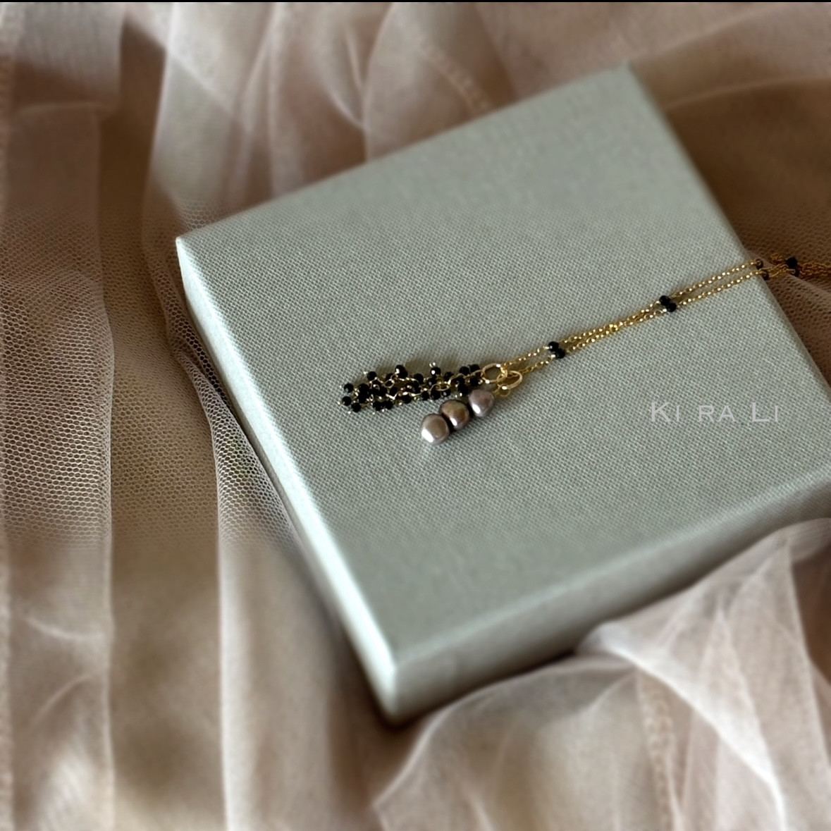 送料無料　14KGF スピネルのステーションネックレス　パールとスピネルのチャーム付