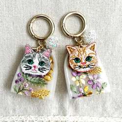 ミモザのインド刺繍リボンと猫さん刺繍のキーリング その他