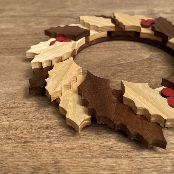 ヒイラギのリース ｜ 全２種類 クリスマス リース 柊 ウォールデコ ドア オーナメント 木製 おしゃれ ナチュラル 11枚目の画像