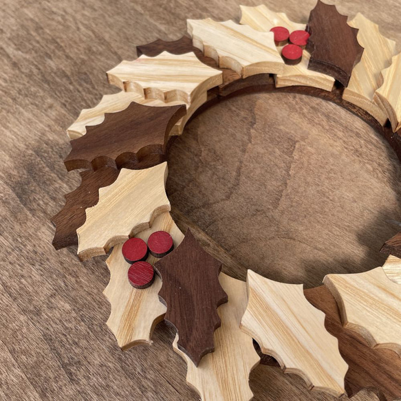 ヒイラギのリース ｜ 全２種類 クリスマス リース 柊 ウォールデコ ドア オーナメント 木製 おしゃれ ナチュラル 12枚目の画像