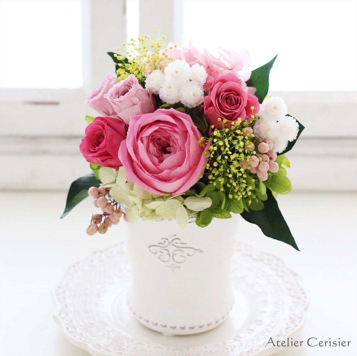 ☆プリザーブドフラワー＜シャルロット SSサイズ＞ピンク バラ ミニアレンジ 【お祝い】