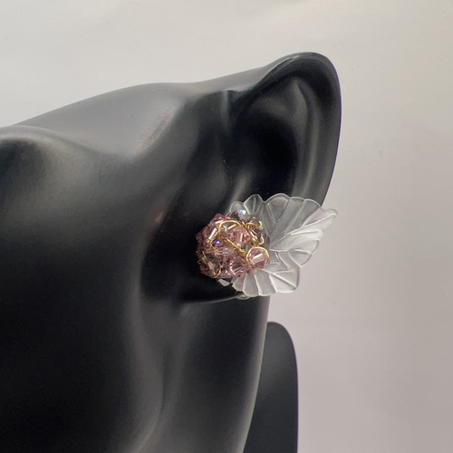 値下済 【美品】SWAROVSKI スワロフスキー Fit Dark ピアス 楽天市場】スワロフスキー ロゼッタ ダーク ピアス Rosette Dark