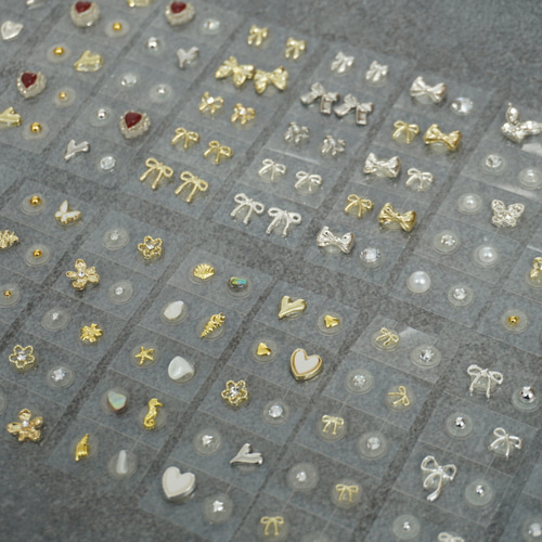 耳つぼジュエリー，耳つぼアクセサリー、耳ツボjewelry、耳つぼシール