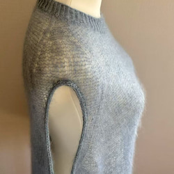 手編みノースリーブベスト　輸入毛糸使用 8枚目の画像