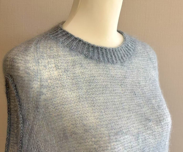 手編みノースリーブベスト　輸入毛糸使用 5枚目の画像