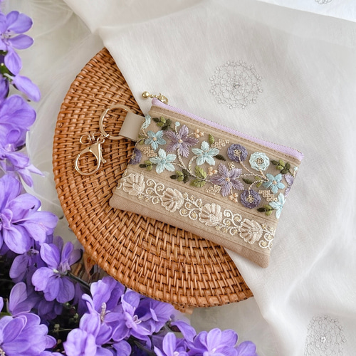 スミレ/インド刺繍×帆布☆キーホルダー付きフラットポーチ/マルチ