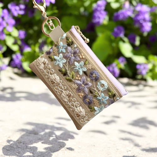 スミレ/インド刺繍×帆布☆キーホルダー付きフラットポーチ/マルチ