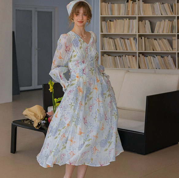 春呼ぶフラワー　Vネック美シルエットロングワンピース　ウエストリボン　ポケット付き【春秋夏】 1枚目の画像