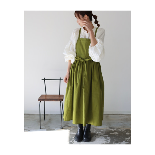そのままお出かけリネンギャザーエプロン／おうち時間もお洒落に過ごす