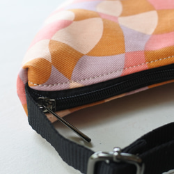 ［送料無料］フランス生地の半月ボディバッグ(カラフルイエロー)　カジュアル　大人ボディバッグ 6枚目の画像