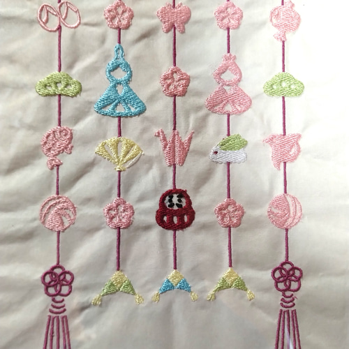 桃の節句 ひな祭りに ひな人形 つるし雛の刺繍 命名書 出産祝い 雑貨