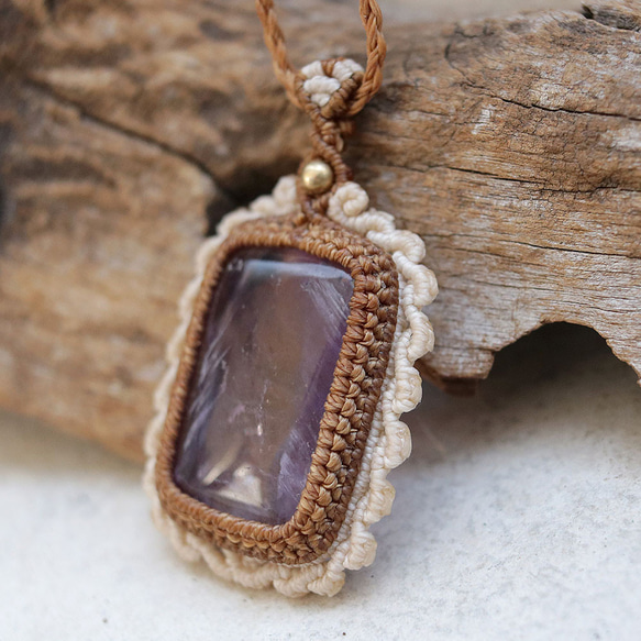 アメトリン天然石マクラメネックレスmac407-エスニックアジアン好きが作るエキゾチックなマクラメ大振りアクセサリー 4枚目の画像