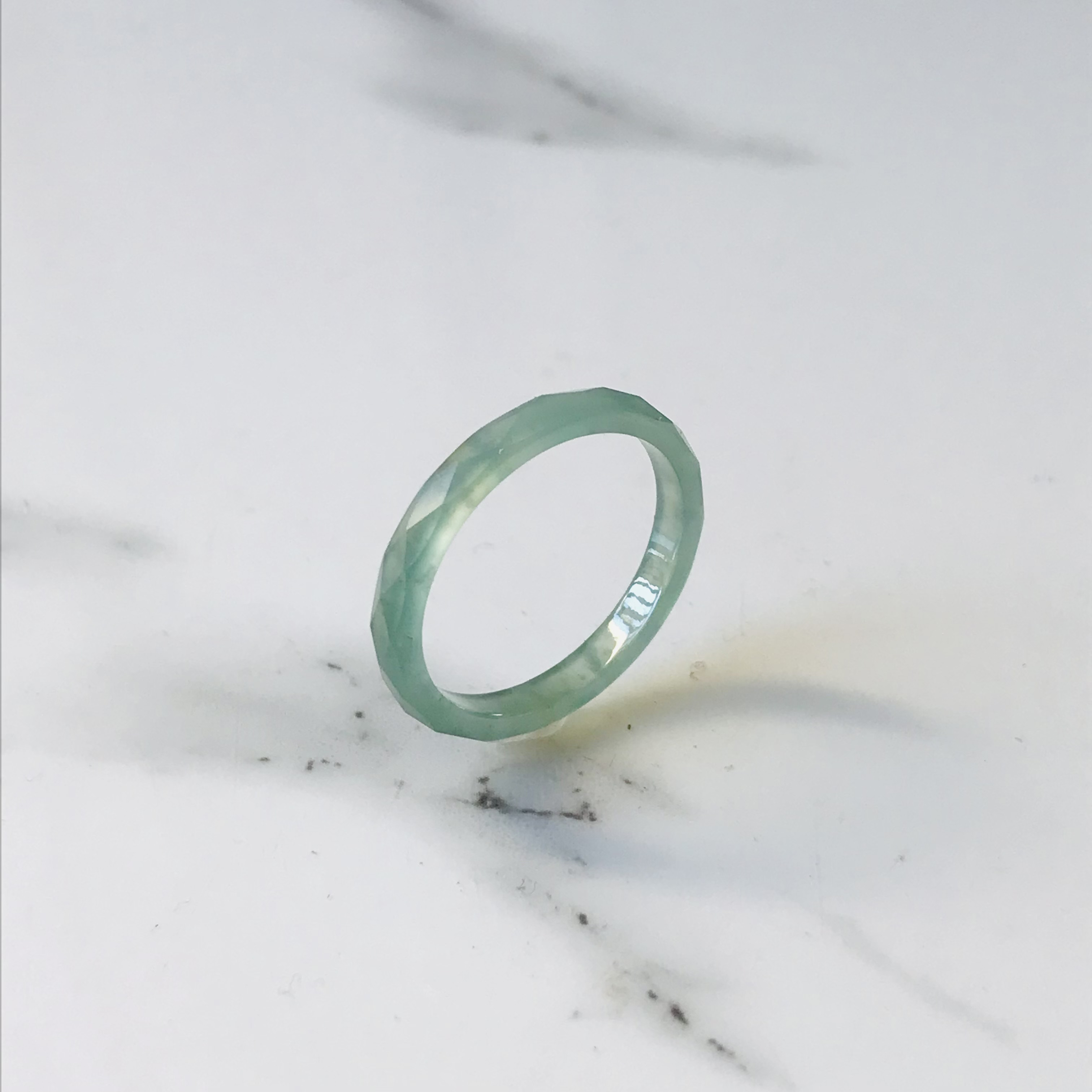 [R58-015］ ジェイド　JADE ヒスイ　本翡翠　くりぬき　リング　天然石　グアテマラ産　14号　ファセット