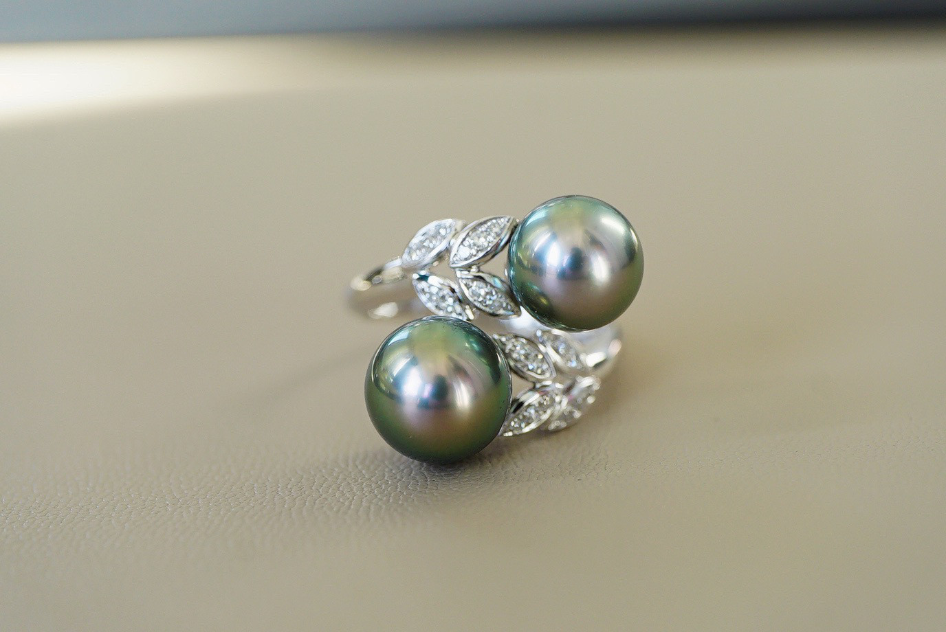 「タヒチ真珠」K18 天然タヒチ真珠　健康・無垢・長寿・富・純潔・円満・完成　リング　25/2/10