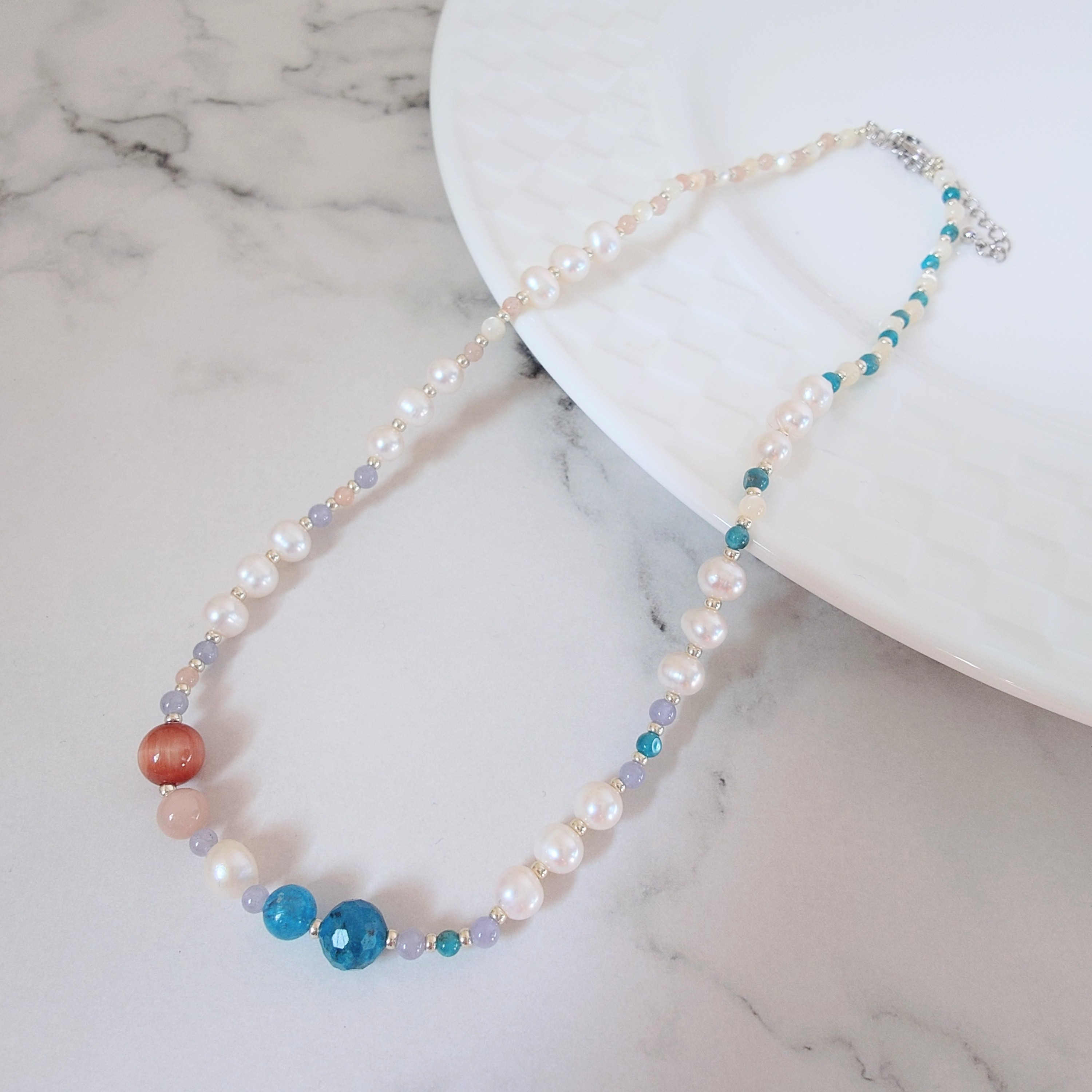 夜明け色のオレンジタイガーアイ＆アパタイトネックレス