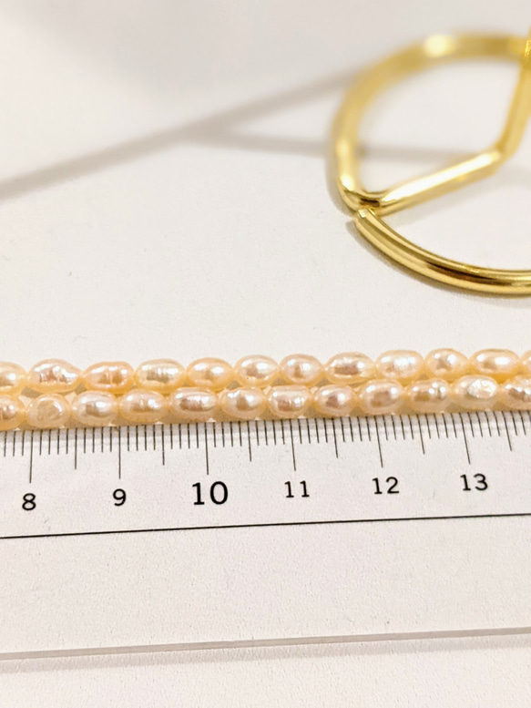 【再販】淡水パール ライス クリーム 4㍉ 40cm 貫通穴 パール ビーズ チャーム 6枚目の画像