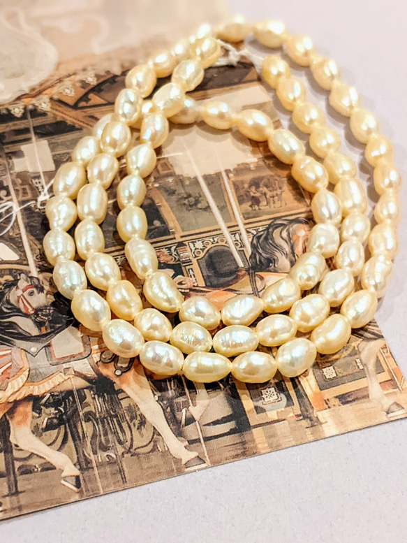 【再販】淡水パール ライス クリーム 4㍉ 40cm 貫通穴 パール ビーズ チャーム 4枚目の画像