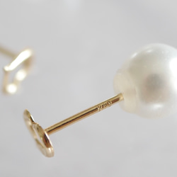 K10 可愛迷你心型耳環/耳環，珍珠背，金色，雙向 第4張的照片