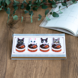 猫種4種類メイド猫さんの刺繍ハンカチ｜名入れハンドタオル